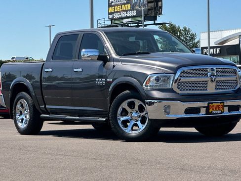 Used 2016 RAM 1500 Laramie w/ Convenience Group AWD/4WD image 2