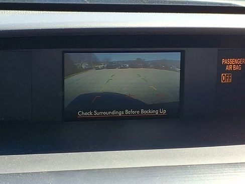 Used 2015 Subaru Forester 2.5i image 17