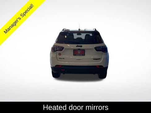 Used 2025 Jeep Compass Trailhawk AWD/4WD image 18