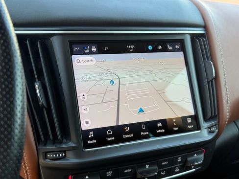 Certified 2022 Maserati Levante Modena S AWD/4WD image 25