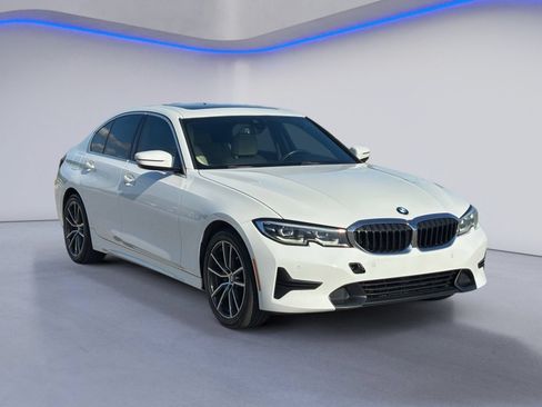 Used 2020 BMW 330i Sedan w/ Convenience Package RWD image 5