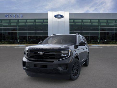 New 2026 Ford Expedition Platinum w/ Stealth Appearance Package AWD/4WD image 2