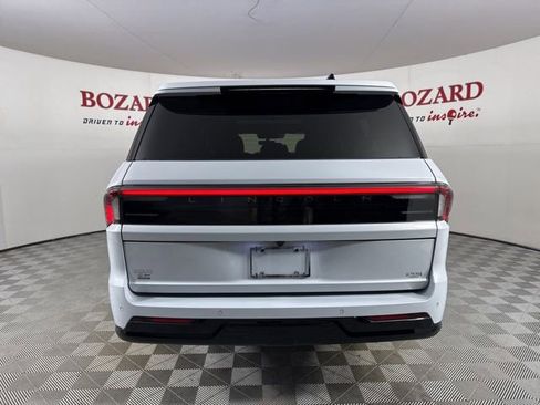 New 2025 Lincoln Navigator L Reserve w/ Jet Appearance Package image 6