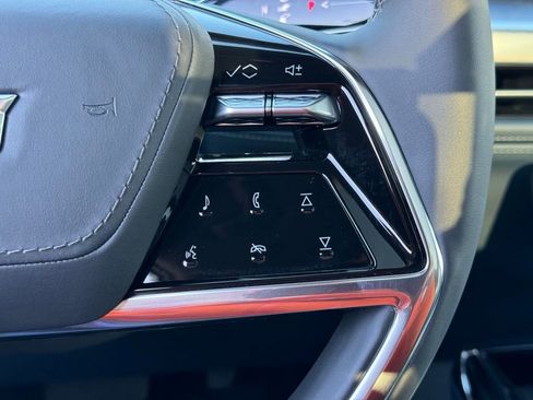 New 2025 Cadillac Escalade IQ Luxury 2 image 30