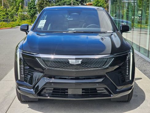 New 2026 Cadillac Optiq Sport 1 AWD/4WD image 8