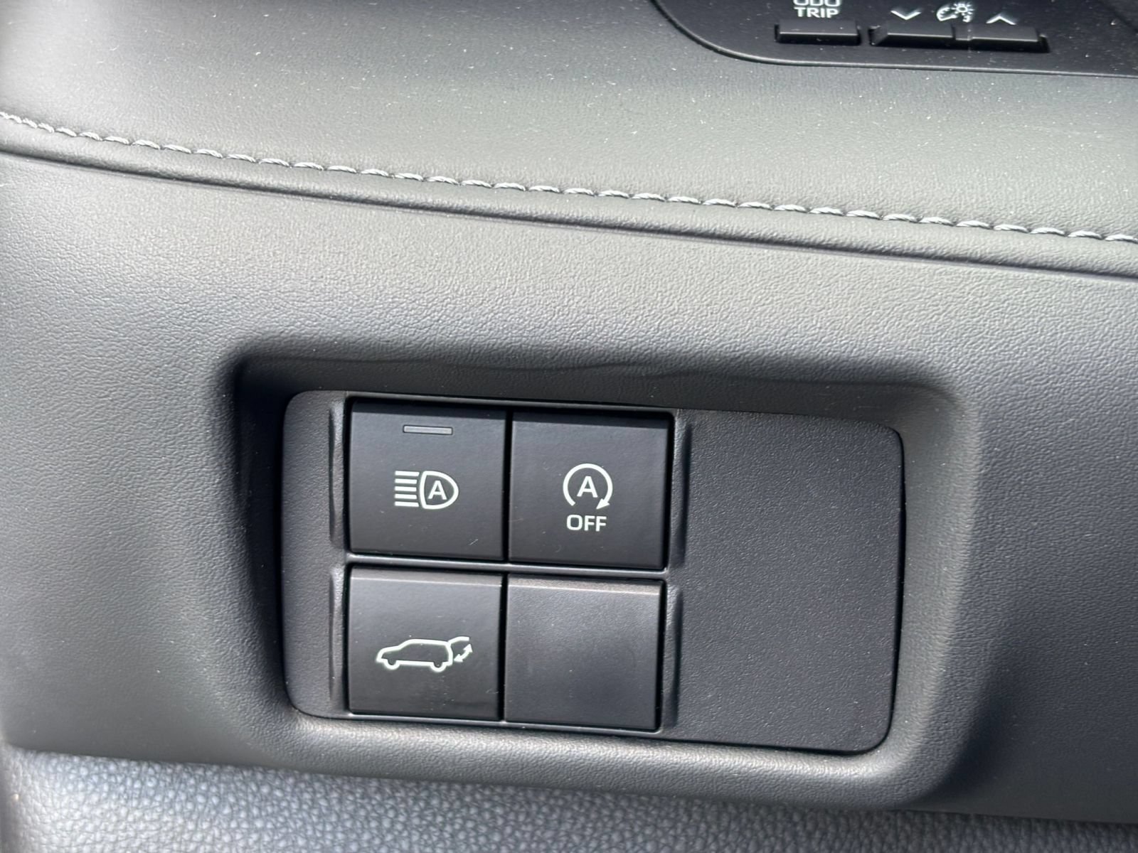 Used 2025 Toyota Highlander XSE AWD/4WD image 22