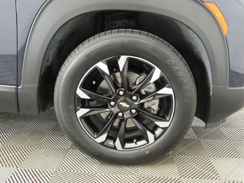 Used 2021 Chevrolet TrailBlazer LT w/ Convenience Package image 31