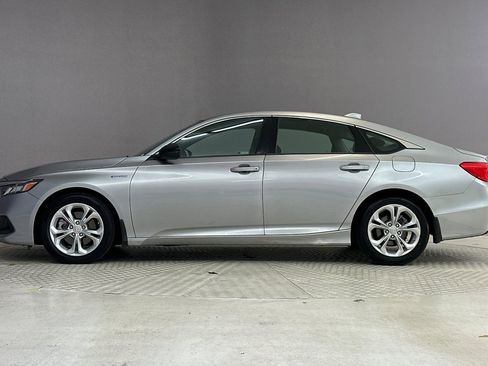 Used 2021 Honda Accord Hybrid image 2