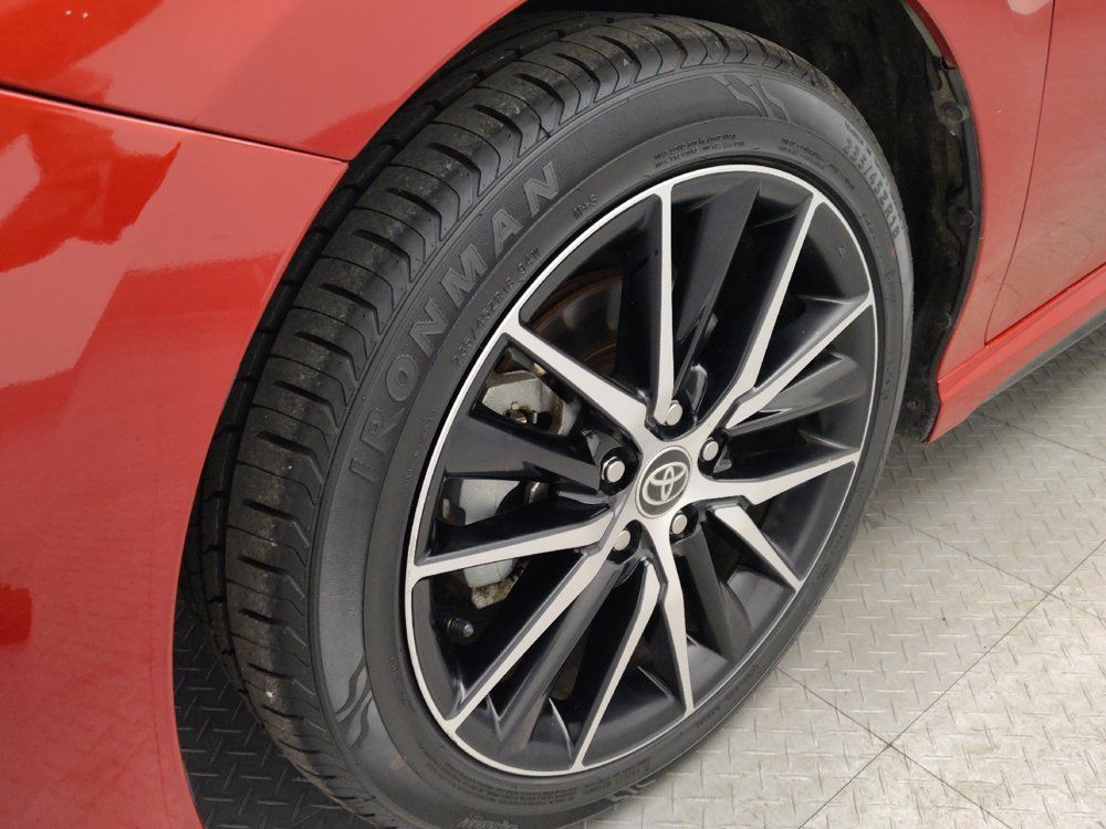 Used 2023 Toyota Camry SE FWD image 31