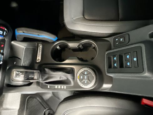 Used 2023 Ford Bronco Black Diamond AWD/4WD image 25
