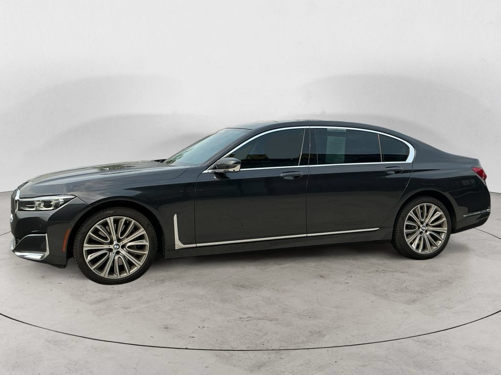 Used 2022 BMW 750i xDrive w/ Luxury Rear Seating Package AWD/4WD image 8