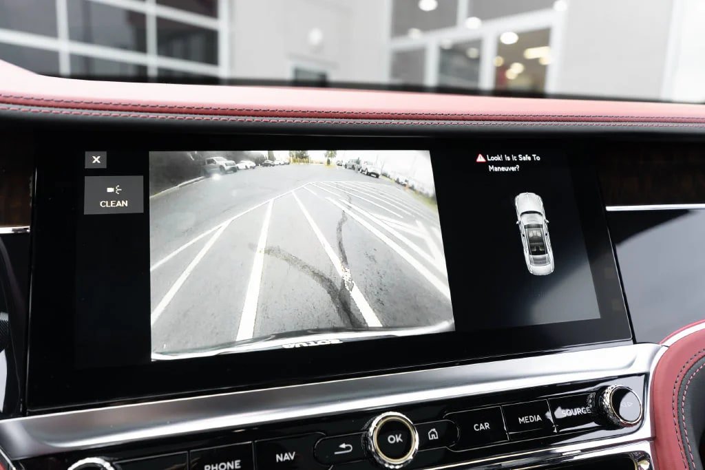 Used 2020 Bentley Flying Spur W12 AWD/4WD image 45