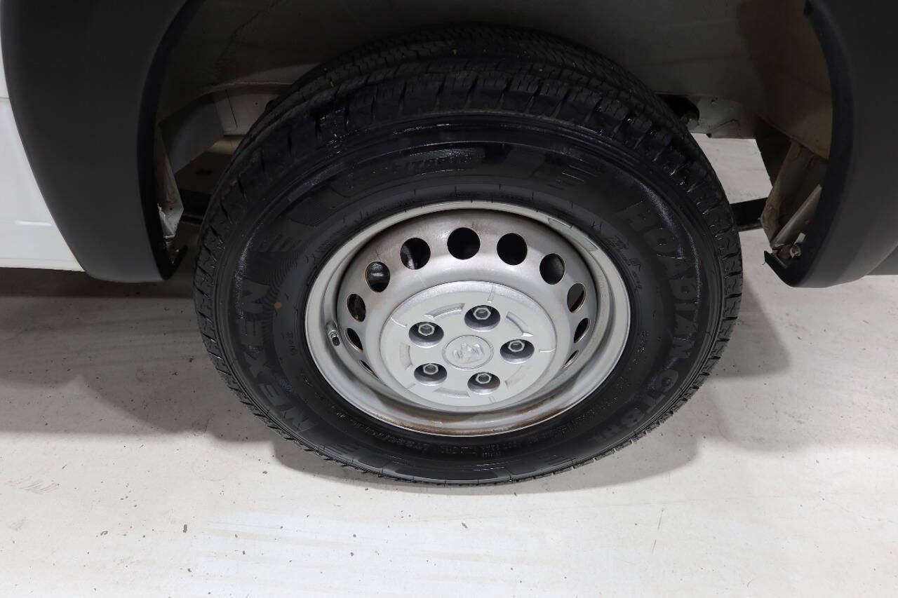 Used 2024 RAM ProMaster 2500 w/ Safety Group FWD image 30