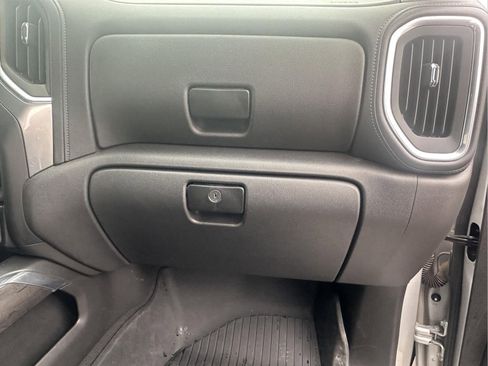 Used 2022 Chevrolet Silverado 1500 LTZ image 40