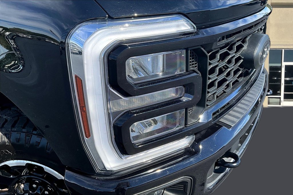 Used 2026 Ford F250 XLT w/ XLT Premium Package AWD/4WD image 31