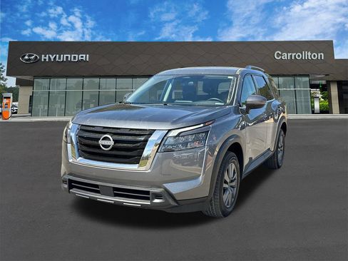 Used 2025 Nissan Pathfinder SV AWD/4WD image 1
