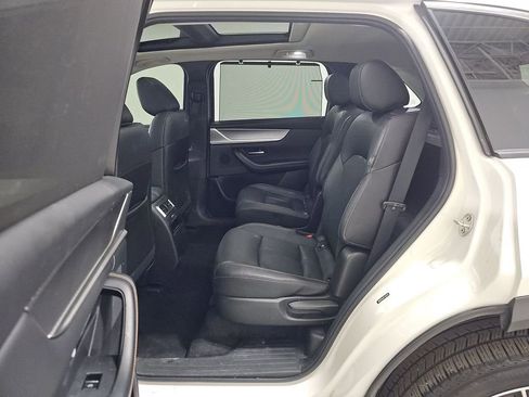 Used 2024 MAZDA CX-90 Plug-In Hybrid w/ Premium Pkg AWD/4WD image 9