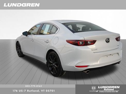 Used 2024 MAZDA MAZDA3 s image 33