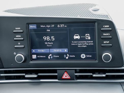 New 2026 Hyundai Elantra SE FWD image 14
