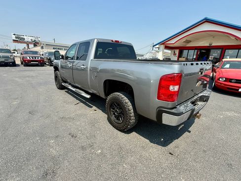 Used 2009 Chevrolet Silverado 2500 W/T AWD/4WD image 3