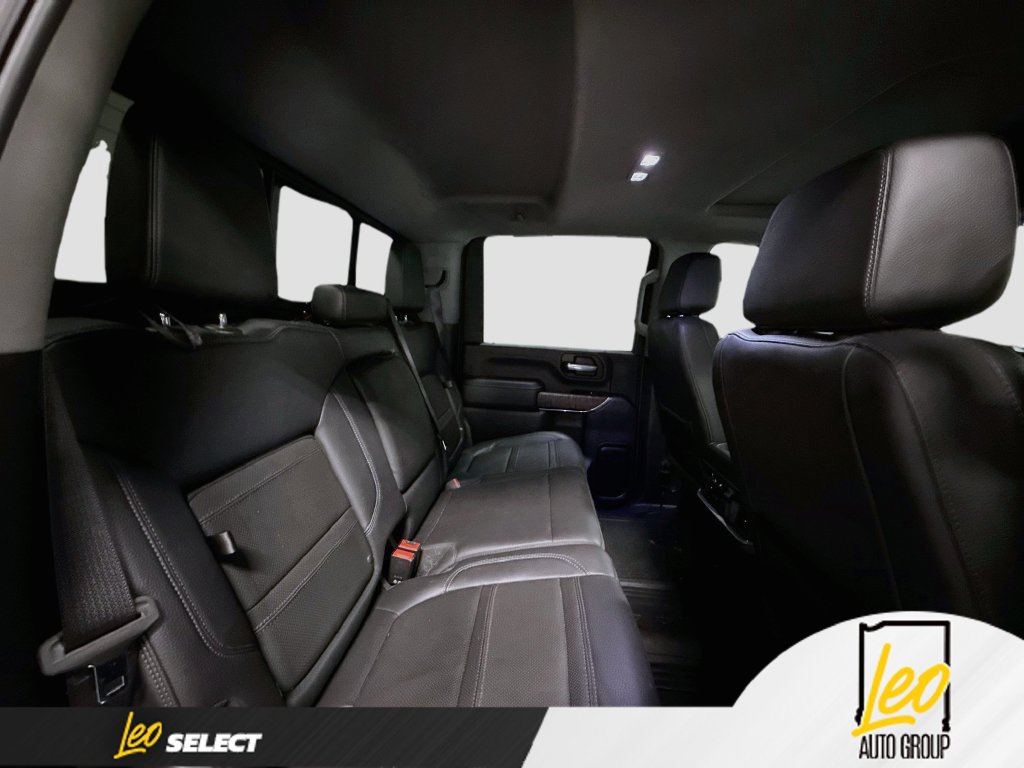 Used 2023 GMC Sierra 3500 Denali w/ Denali Ultimate Package AWD/4WD image 31