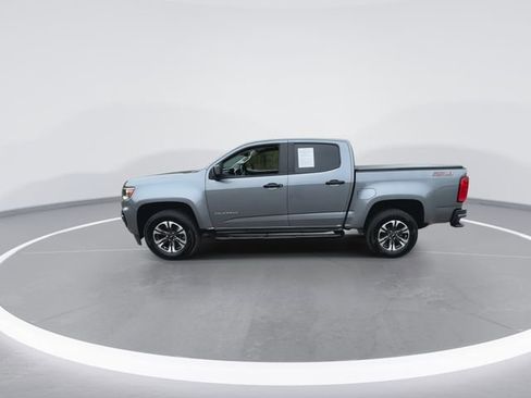 Used 2022 Chevrolet Colorado Z71 AWD/4WD image 7