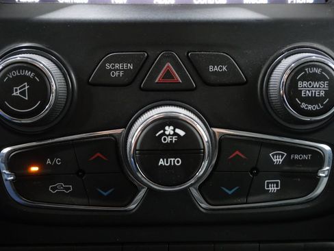 Used 2016 RAM 1500 Express AWD/4WD image 18