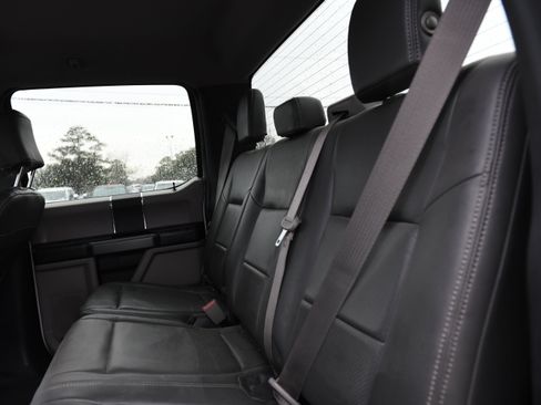 Used 2018 Ford F250 XLT w/ XLT Value Package image 37