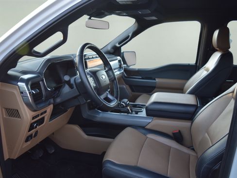 Certified 2023 Ford F150 Lariat image 12