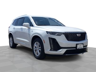 New 2025 Cadillac XT6 Luxury