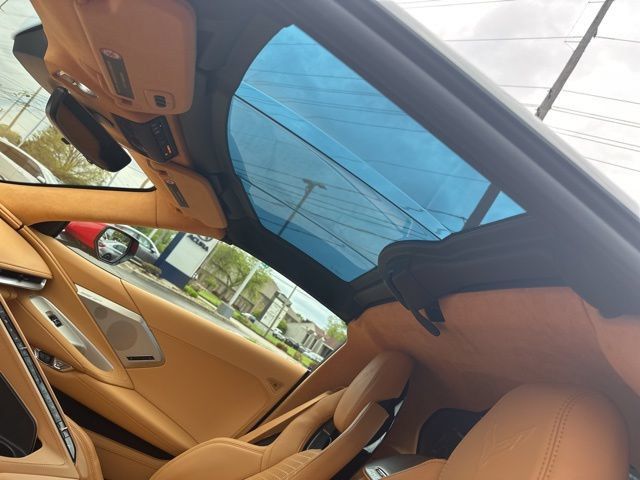 Used 2023 Chevrolet Corvette Stingray Premium Cpe w/ Z51 Performance Package RWD image 7