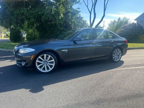 Used 2012 BMW 535i xDrive Sedan AWD/4WD image 4