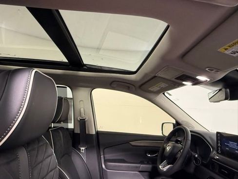 New 2026 Honda Pilot Elite image 57