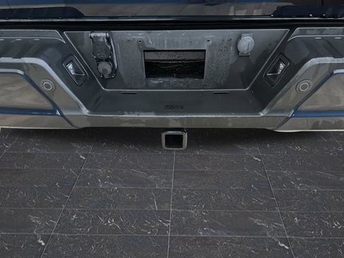 Used 2021 Ford F150 Lariat w/ Equipment Group 502A High image 38