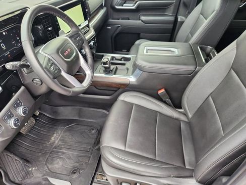 Used 2022 GMC Sierra 1500 SLT AWD/4WD image 4