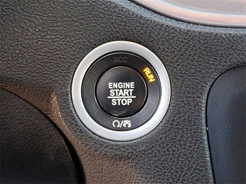 Used 2023 Dodge Charger SXT image 22