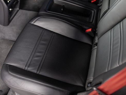 Used 2025 Porsche Cayenne S image 27