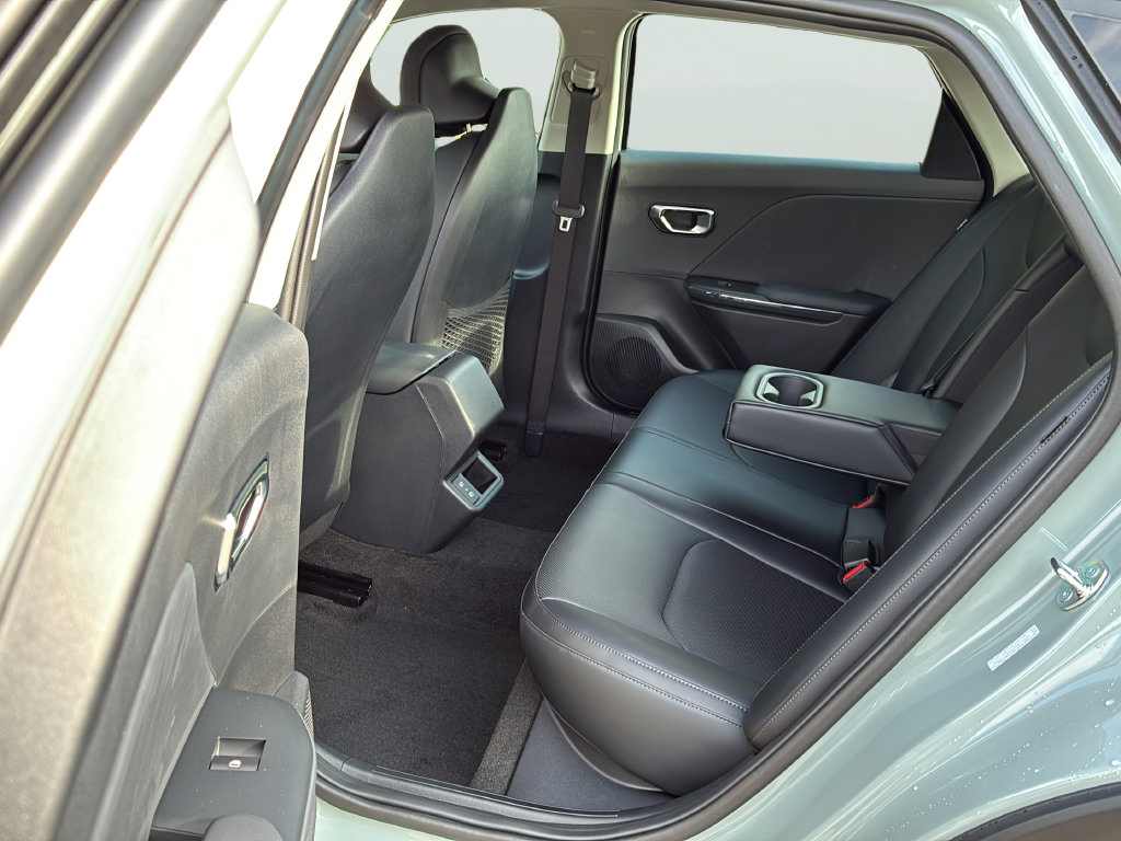 New 2026 Kia K4 GT-Line Turbo FWD image 16