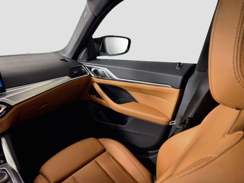 Used 2024 BMW M440i Gran Coupe RWD image 23