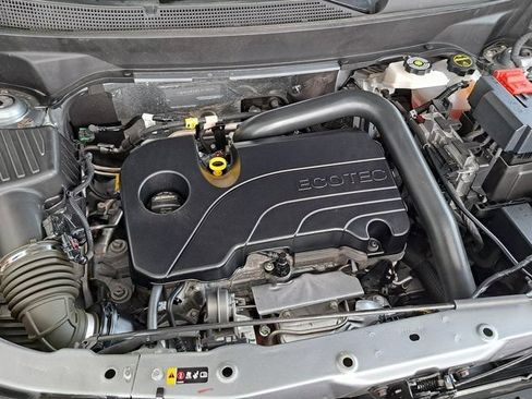 Used 2025 Chevrolet Equinox LT FWD image 28