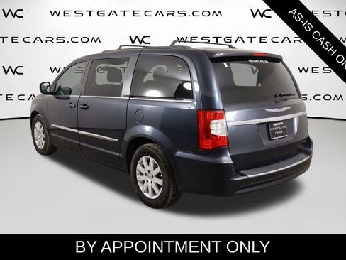 Used 2014 Chrysler Town & Country Touring FWD image 30