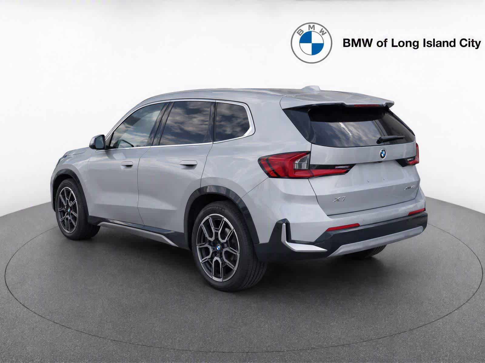 New 2026 BMW X1 xDrive28i w/ Technology Package AWD/4WD image 5