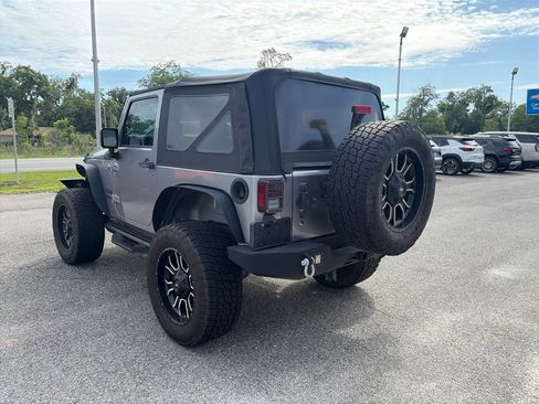 Used 2017 Jeep Wrangler Sport w/ Quick Order Package 24S AWD/4WD image 3