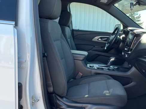 Used 2023 Chevrolet Traverse LT AWD/4WD image 29