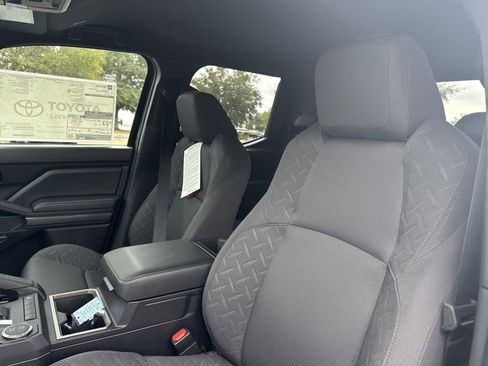 Used 2025 Toyota Tacoma SR5 image 14