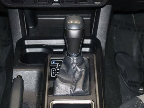 Used 2020 Toyota Tacoma TRD Sport image 14