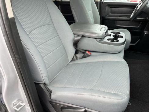 Used 2019 RAM 1500 Express w/ Express Value Package AWD/4WD image 26