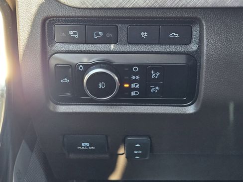 Used 2023 Ford F250 King Ranch w/ Chrome Package image 30