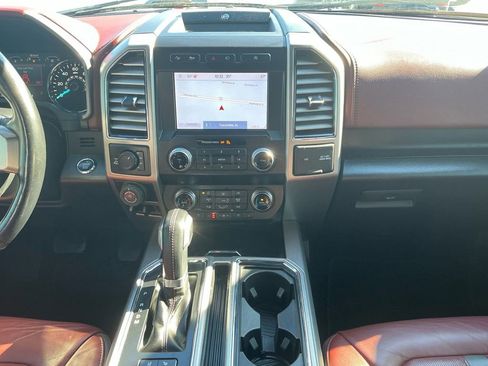 Used 2020 Ford F150 Platinum w/ Equipment Group 701A Luxury image 20