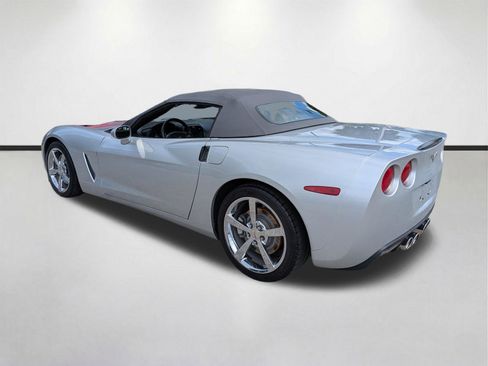 Used 2010 Chevrolet Corvette Convertible w/ Preferred Equipment Group image 6